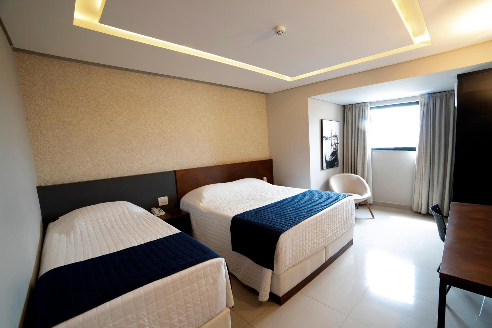 Adria Premium Hotel Guarapuava Exterior photo